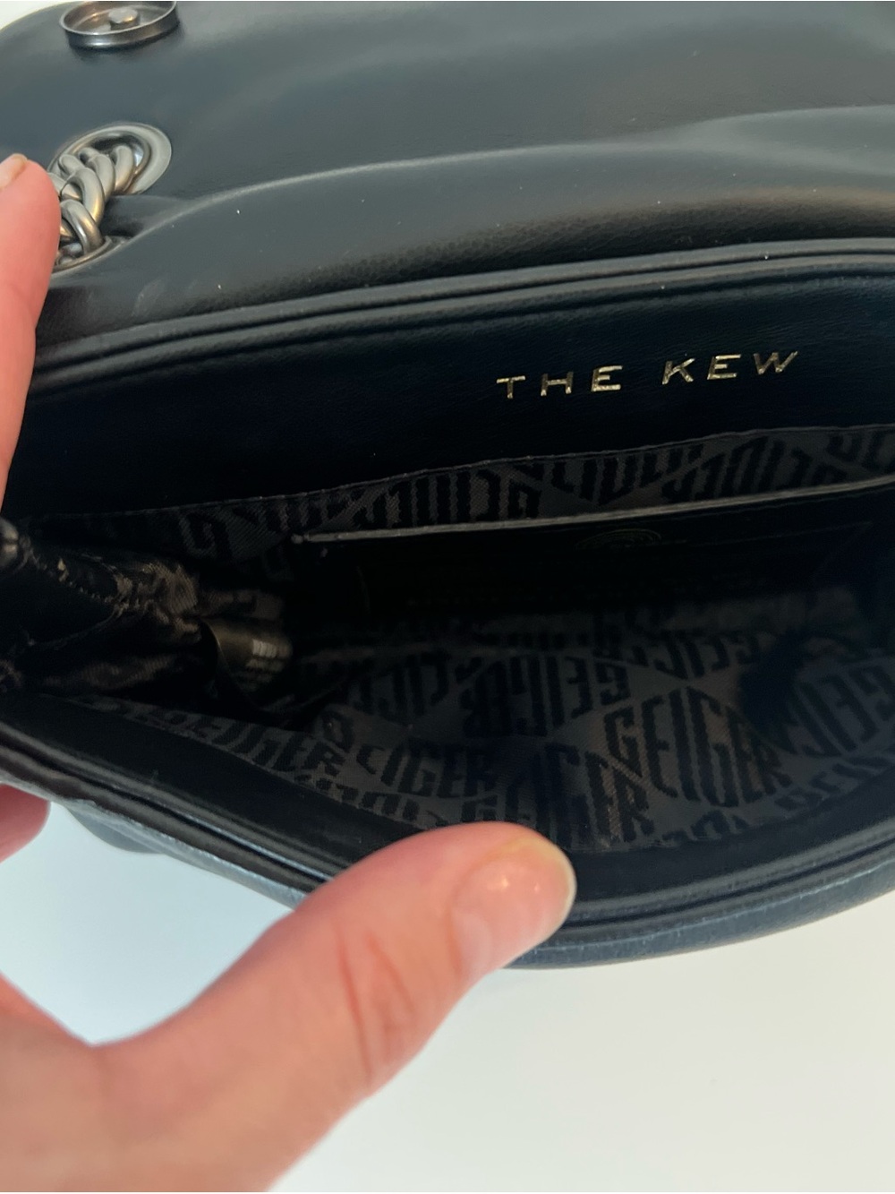 Kurt Geiger Black Leather Crossbody with Silver Chain and Clasp - Picture 6 of 8